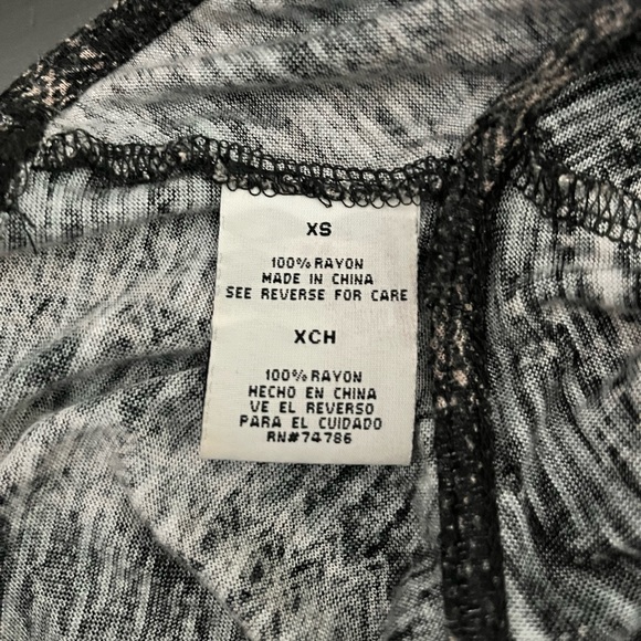 PATRONS OF PEACE - boho grey blouse long sleeve cross back details - size XS - Picture 4 of 8